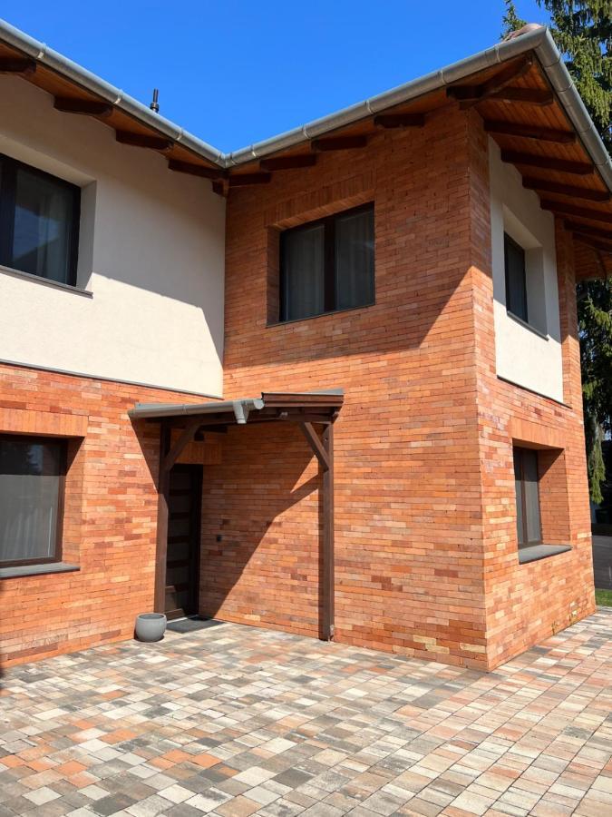 Anita Apartman Miskolctapolca ภายนอก รูปภาพ